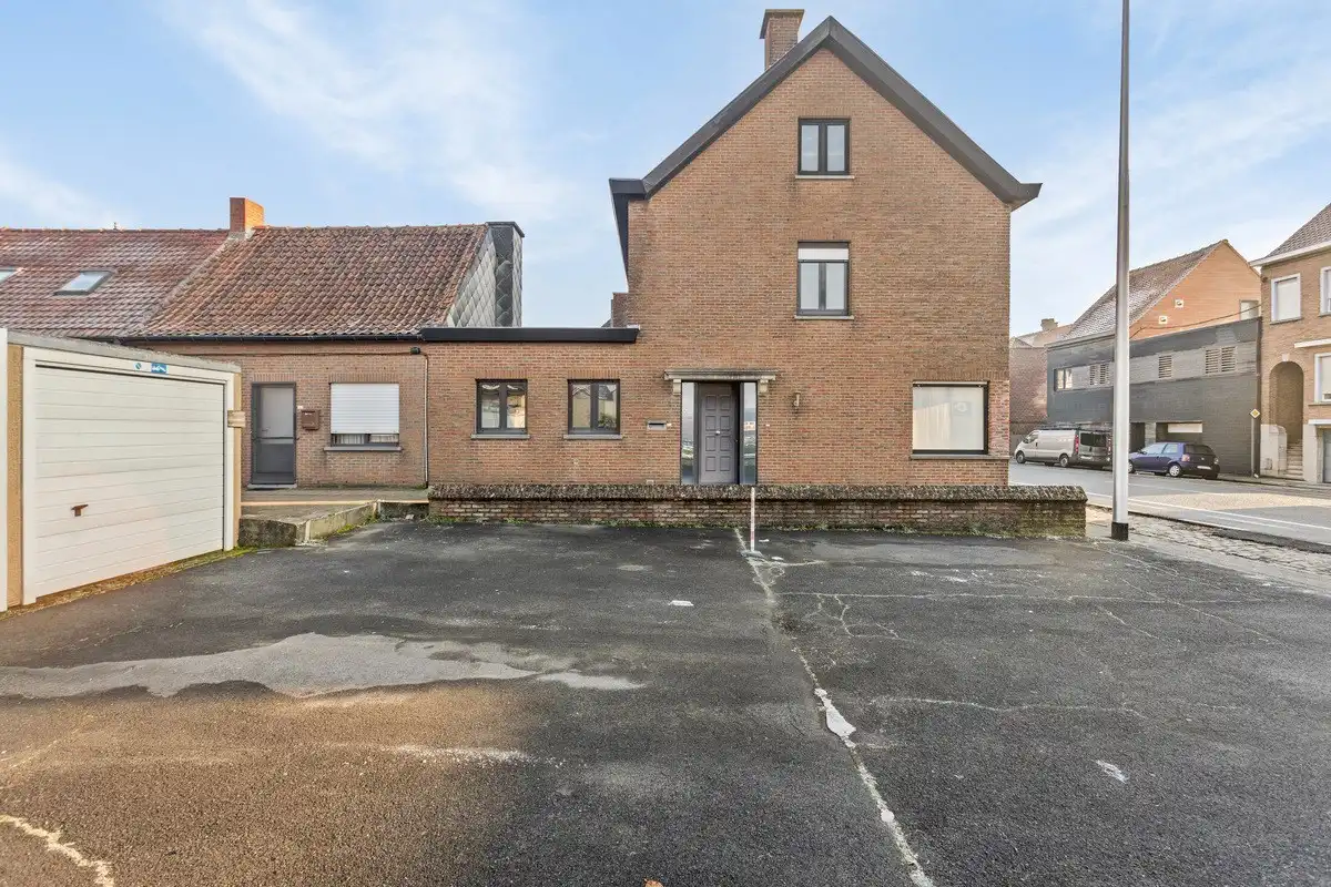 Ruime woning met 3 slaapkamers! foto 12