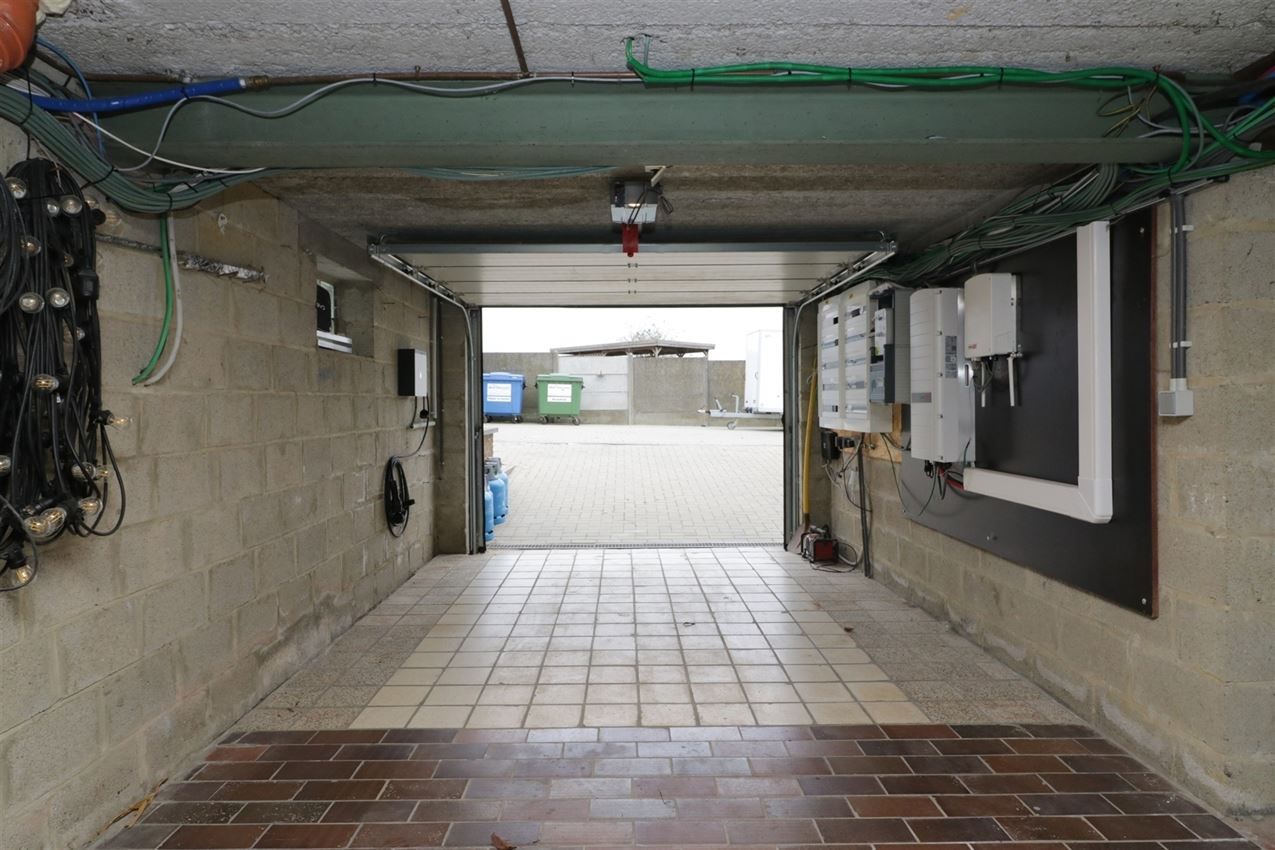 Tijdloos wonen in alle rust en comfort. Open groen uitzicht. Label B.  foto 29