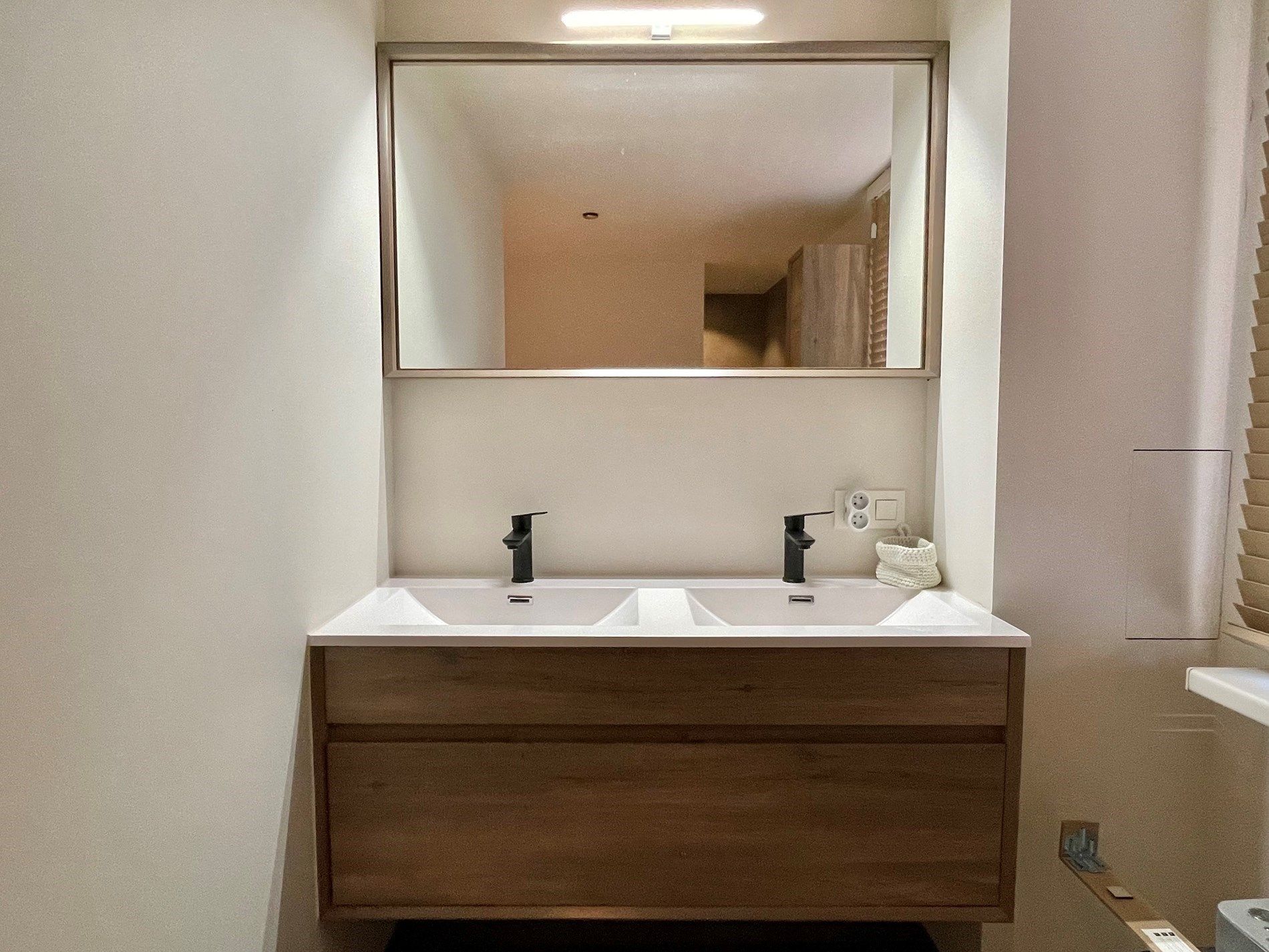 Prachtig afgewerkte woning met 3 slaapkamers in Oekene foto 18
