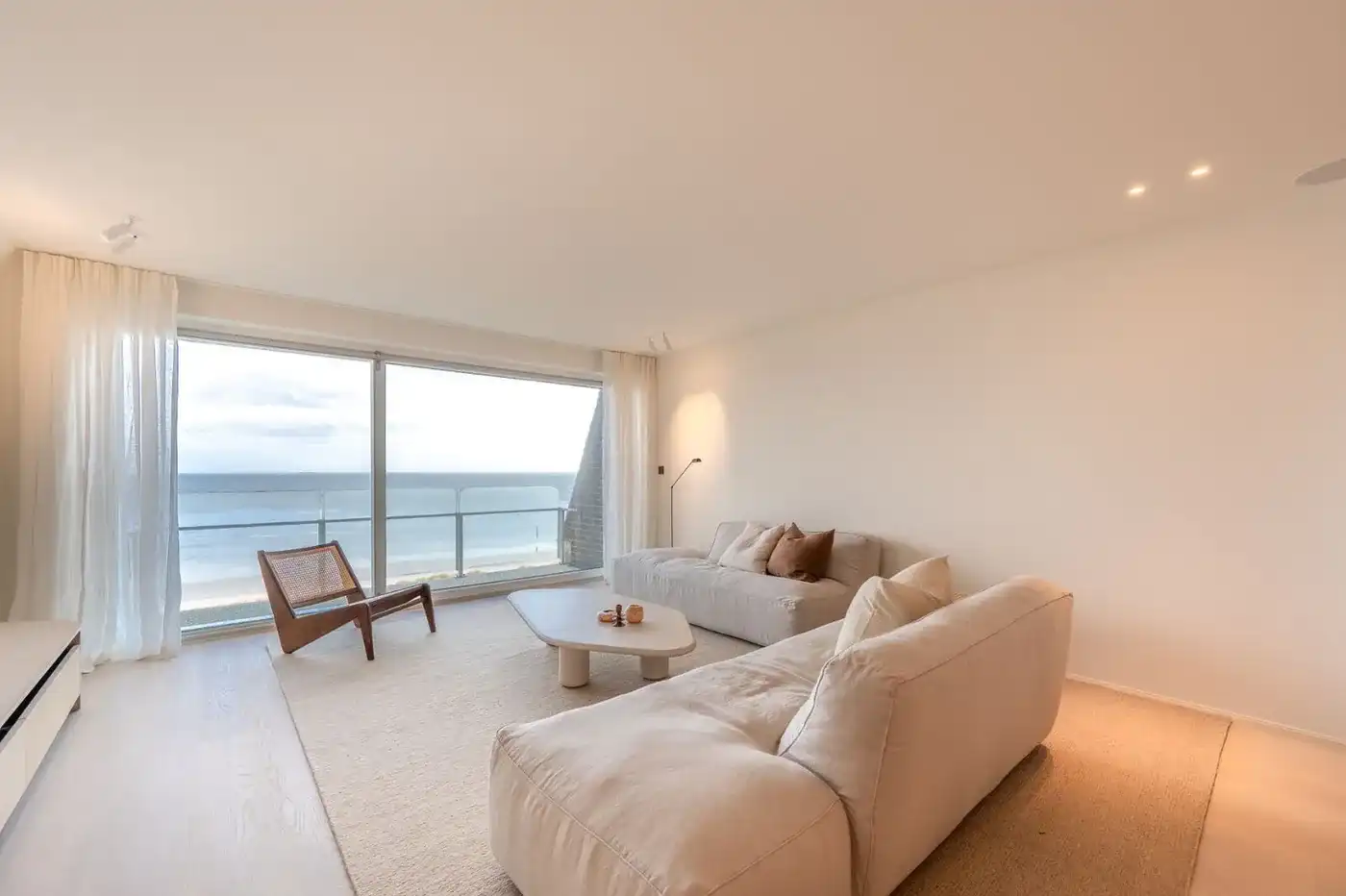 Prachtig gerenoveerd appartement op de Wandeldijk foto {{pictureIndex}}