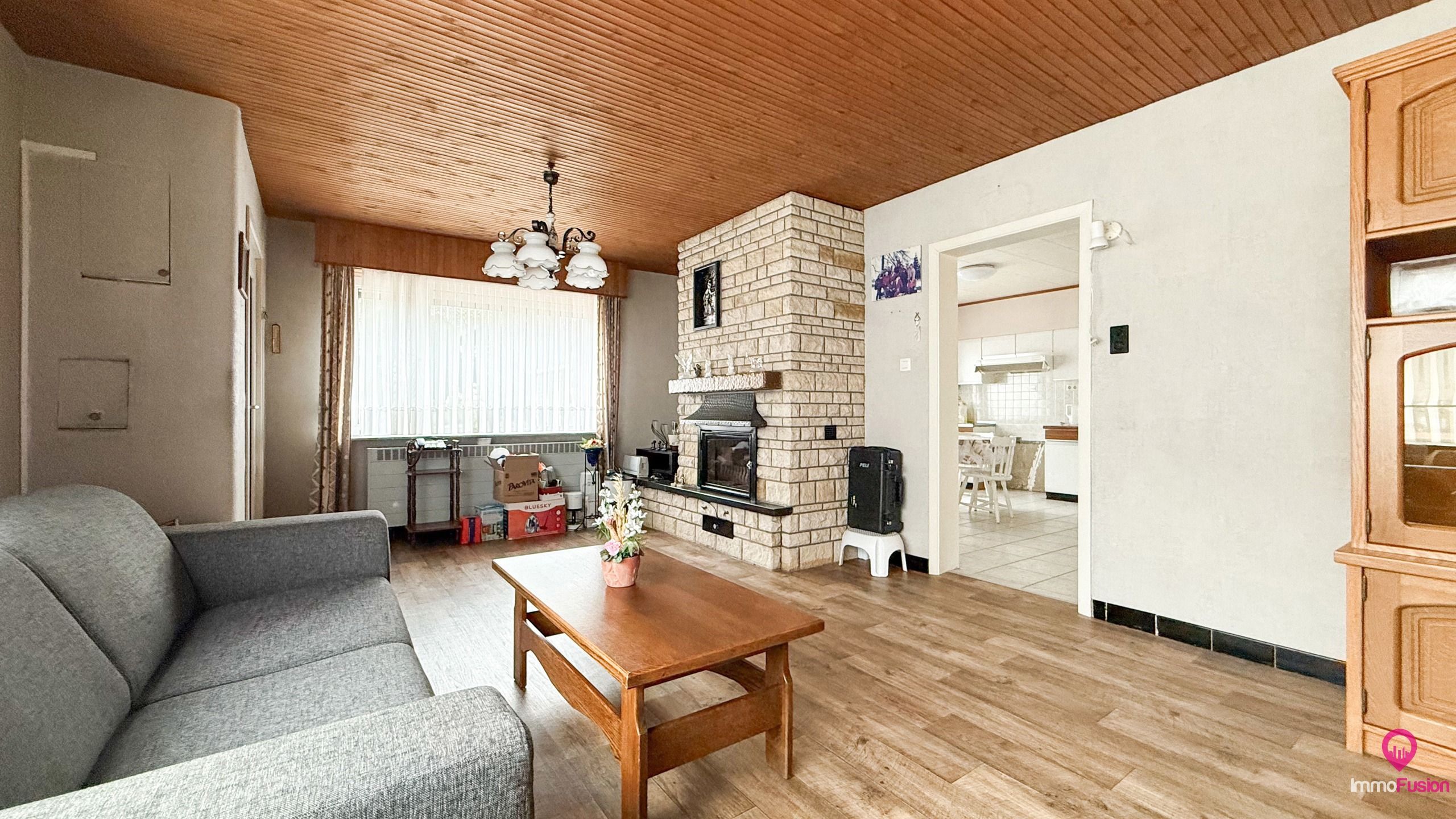 Te vernieuwen woning met 4 slaapkamers en zonnige tuin! foto 6