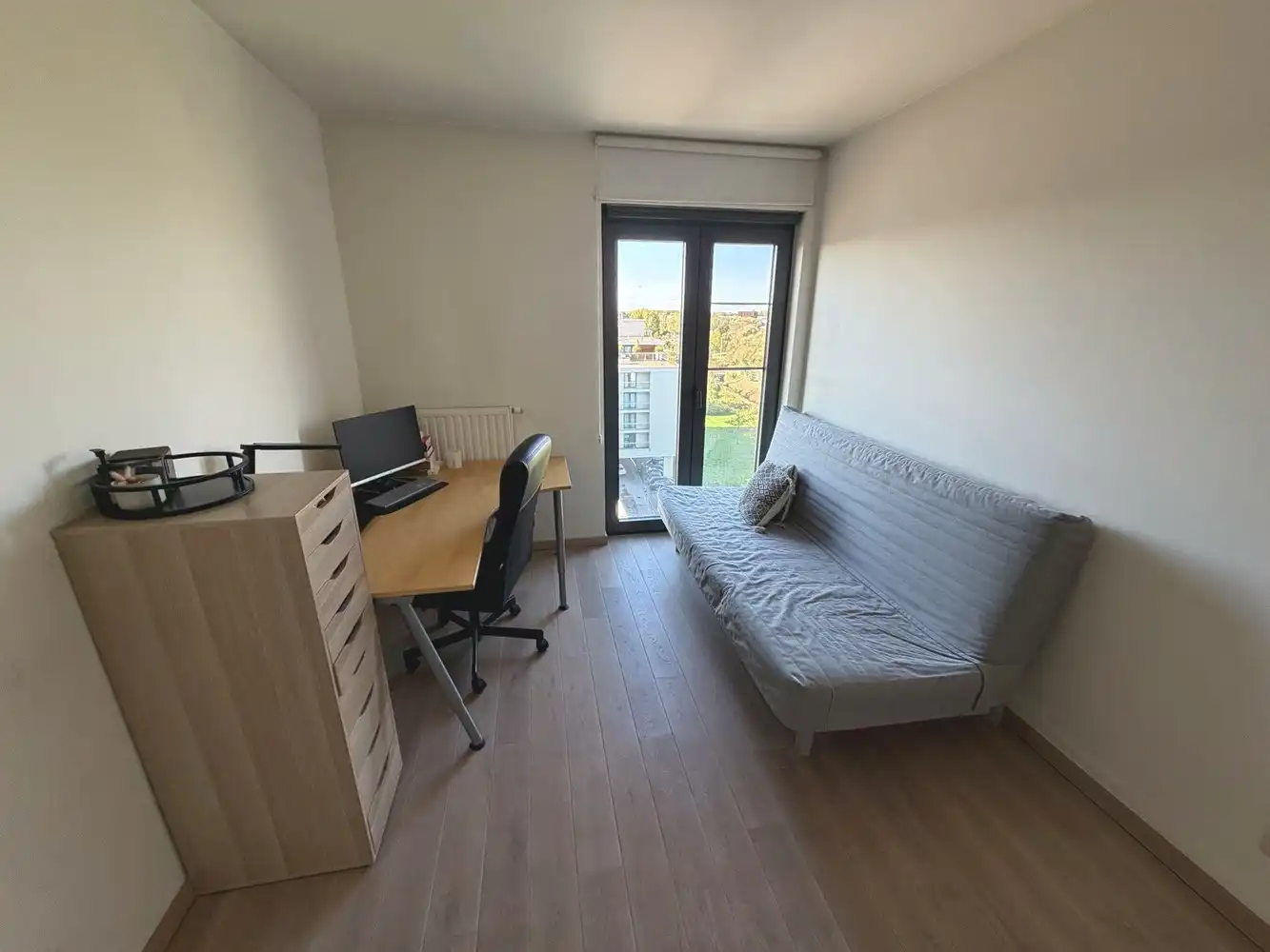 Modern appartement met 2 slaapkamers, garage en ideale ligging in het hart van Hasselt! Te huur voor een comfortabele levensstijl. foto 11