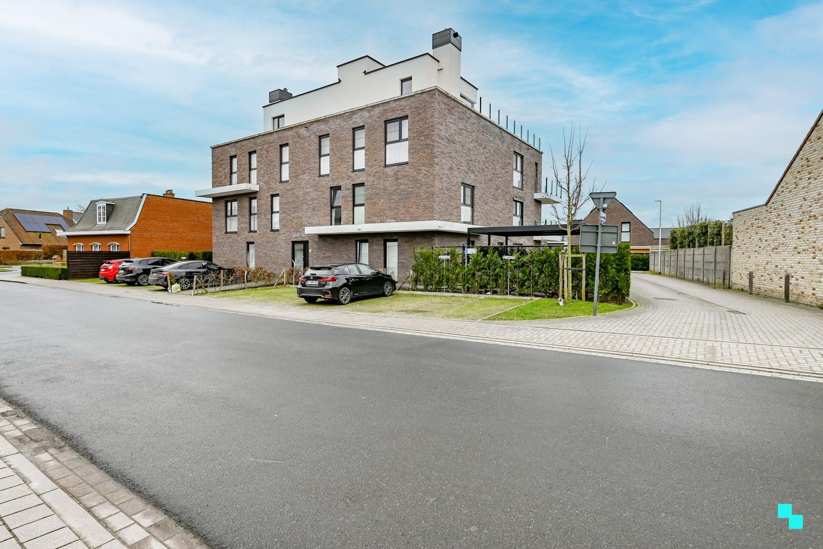 Gezellig en rustig gelegen appartement nabij centrum Emelgem foto 1