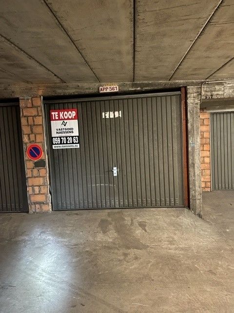 Garagebox op de -2 in Royal Palace foto 2