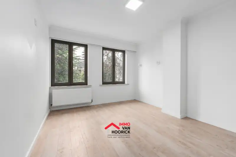 Karaktervolle woning HOB - 5 slpkmrs - centrum Sinaai foto 14