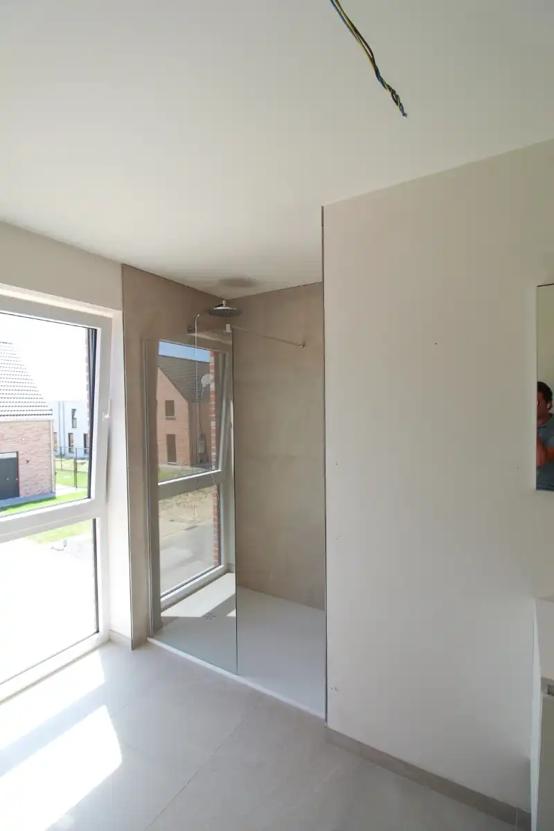 Ruime nieuwbouwwoning te Roeselare foto 8
