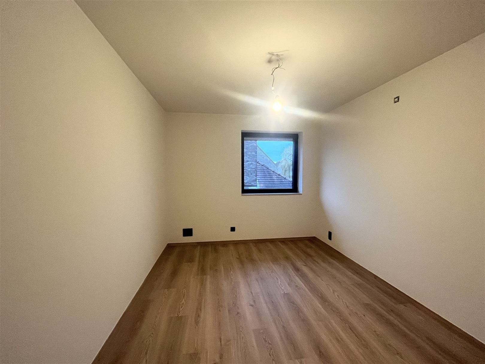 Halfopen nieuwbouwwoning te huur in Ouwegem foto 13