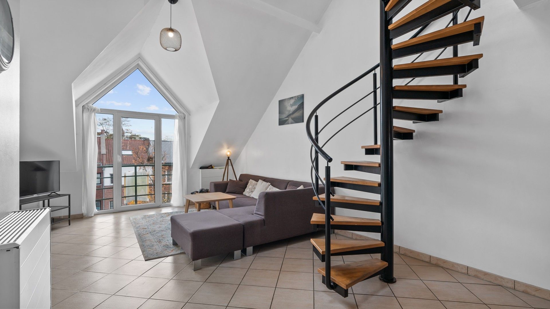 Instapklaar appartement met 2 slpkrs in Genk centrum foto 6