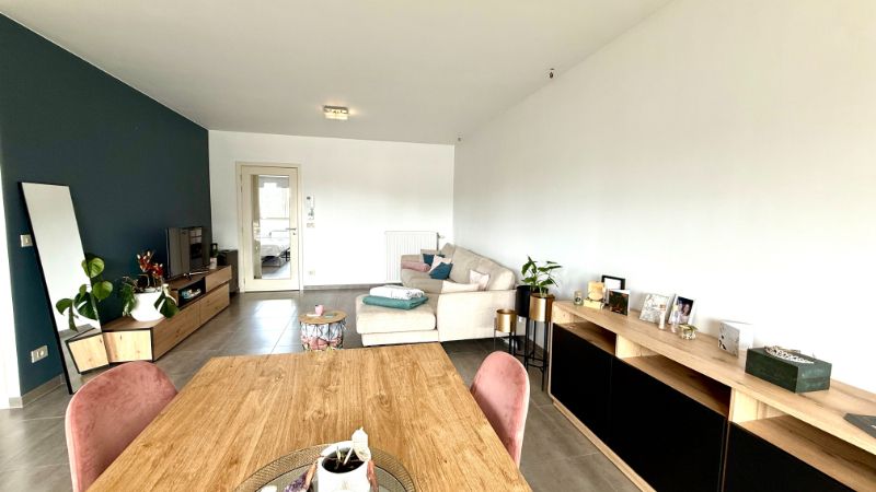 Leuk appartement met veel lichtinval en garage foto 4