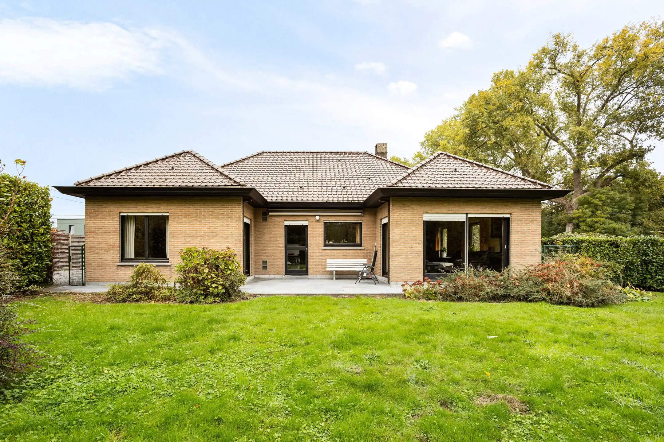 Solide gelijkvloerse woning op een heel goede locatie! foto 4