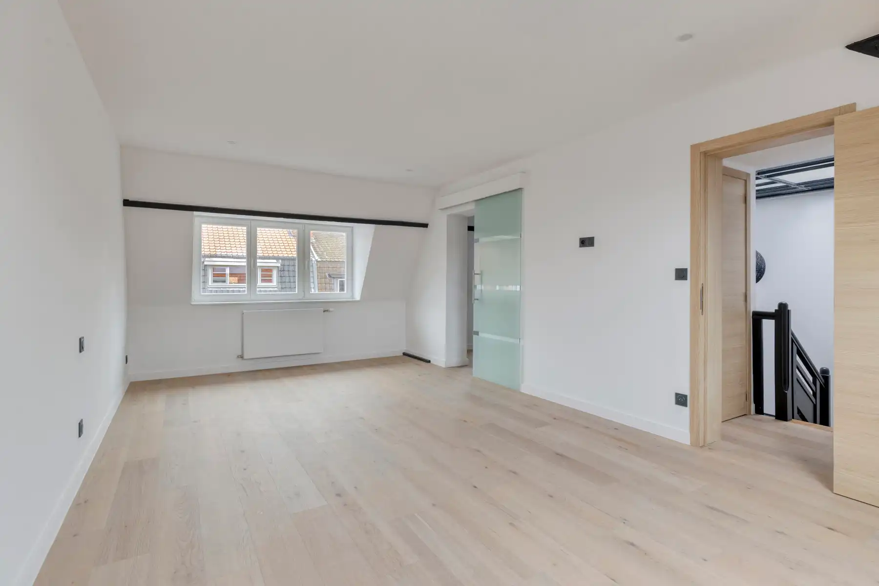 Gerenoveerde (2025) stadswoning met tuin foto 25