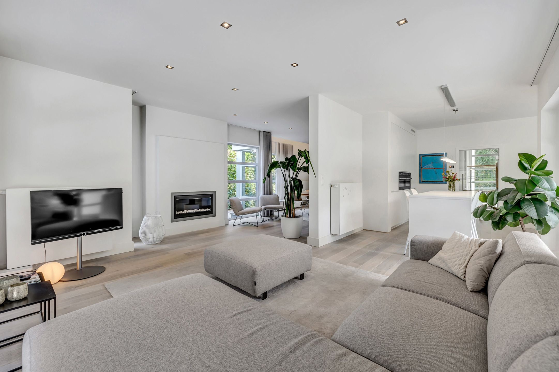 Exclusief gerenoveerde villa te koop in Idegem  foto 8