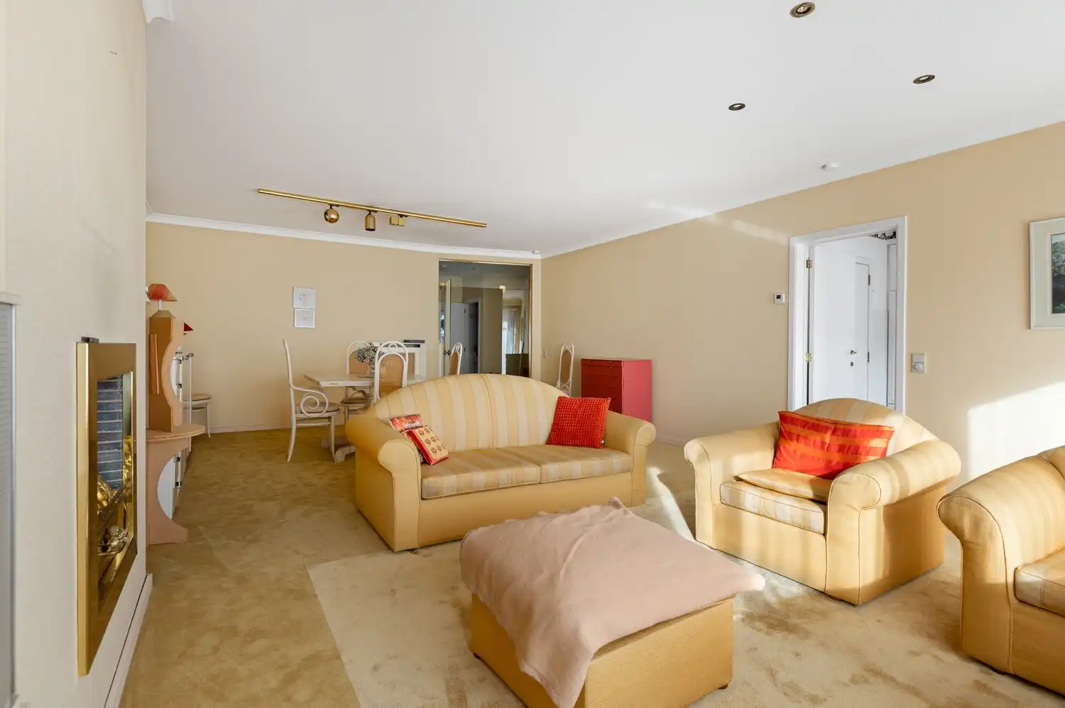 Ruim en lichtrijk appartement met 2 slaapkamers en 2 terrassen in Deurne! foto 4