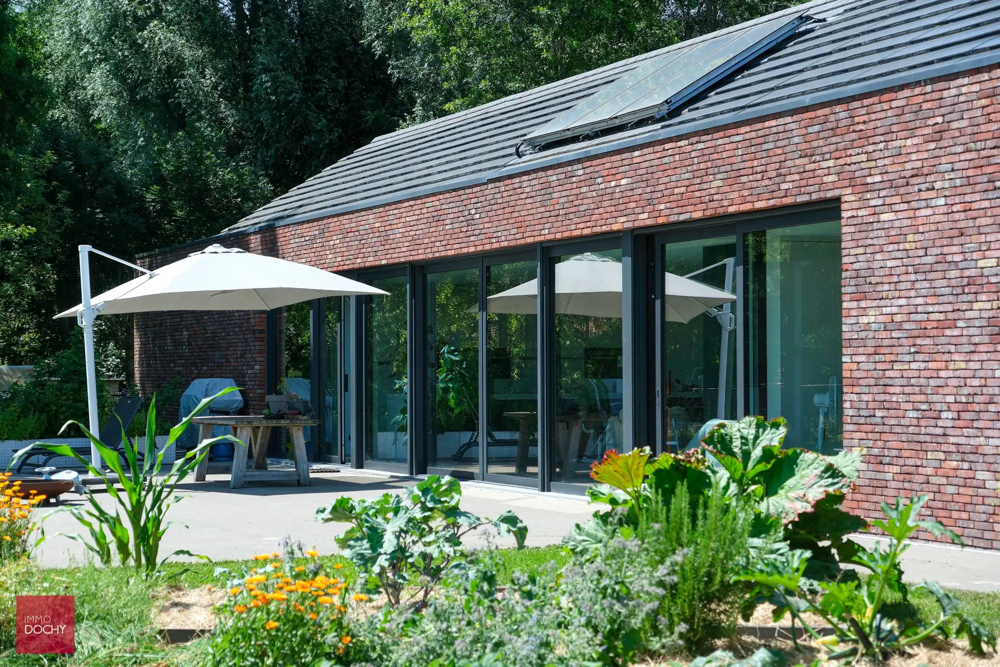 Tijdloze luxe-villa met landelijk zicht foto 13
