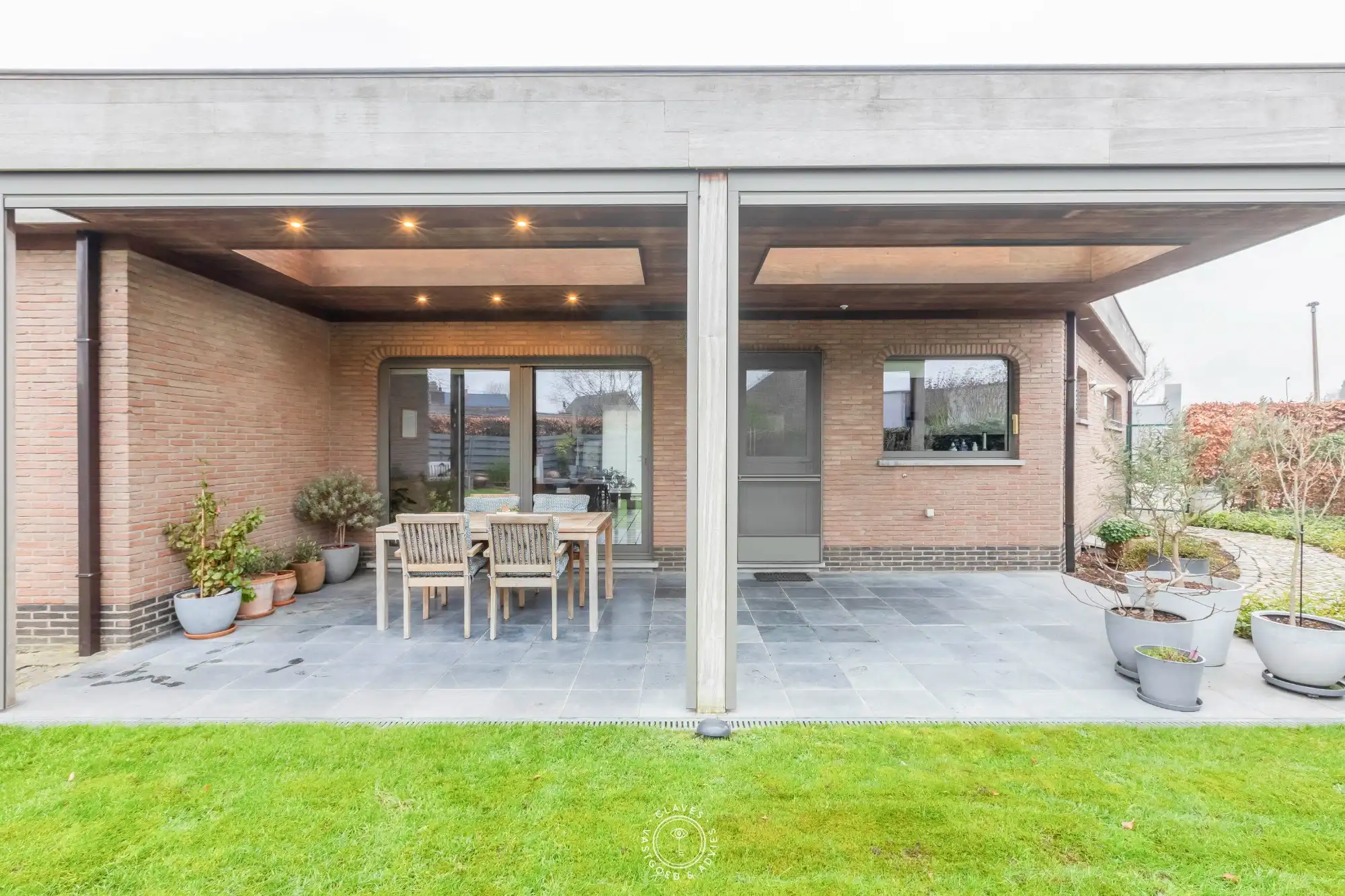 Buitengewone bungalow in doodlopende straat foto 5