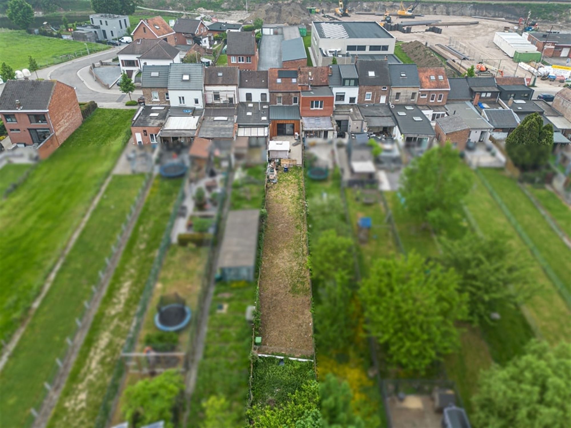 KNUSSE ENERGIEZUINIGE RIJWONING IN TONGEREN  foto 34
