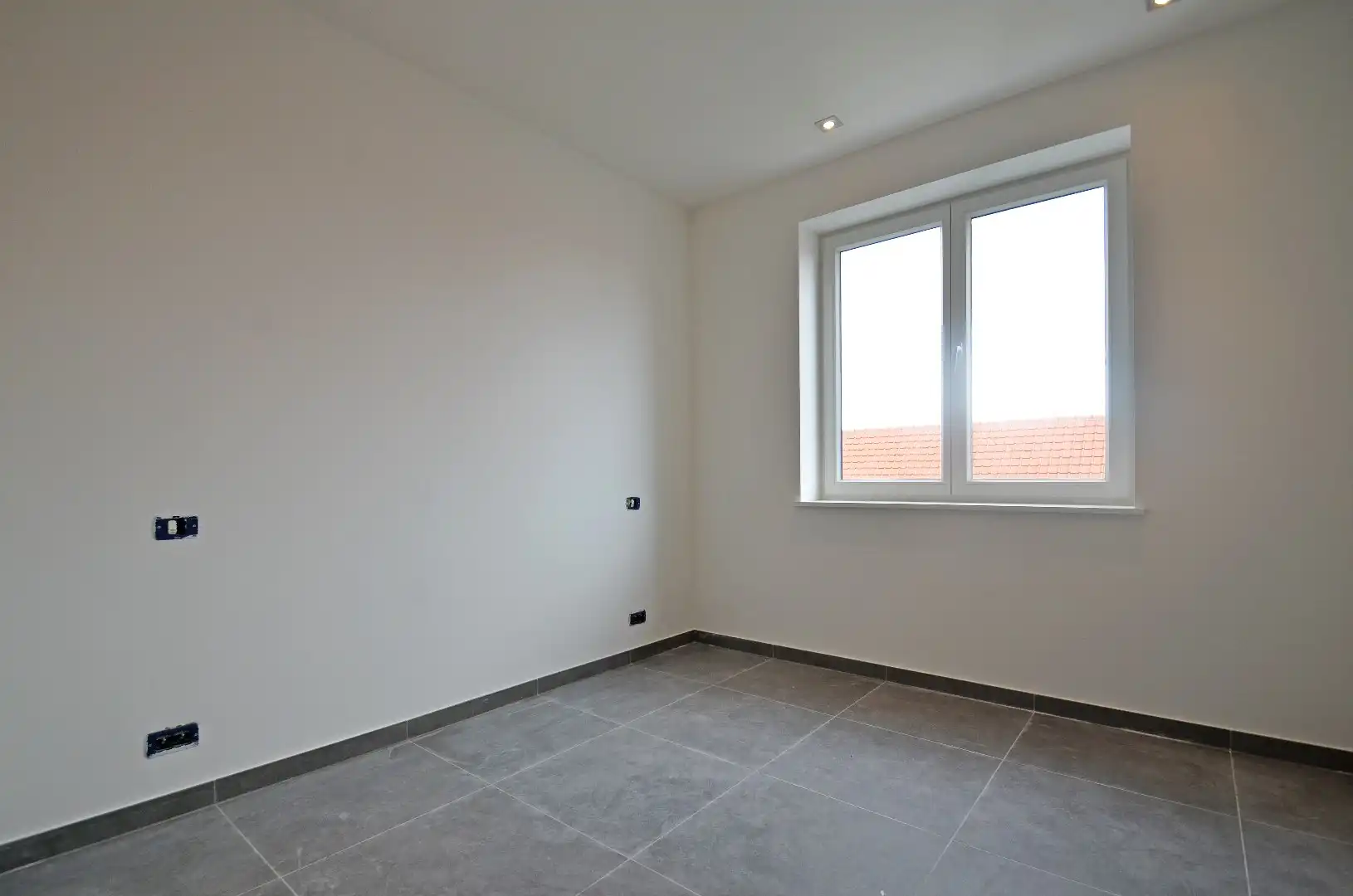 Instapklare, ongemeubelde woning gelegen in het gegeerde Duinenwater foto 7