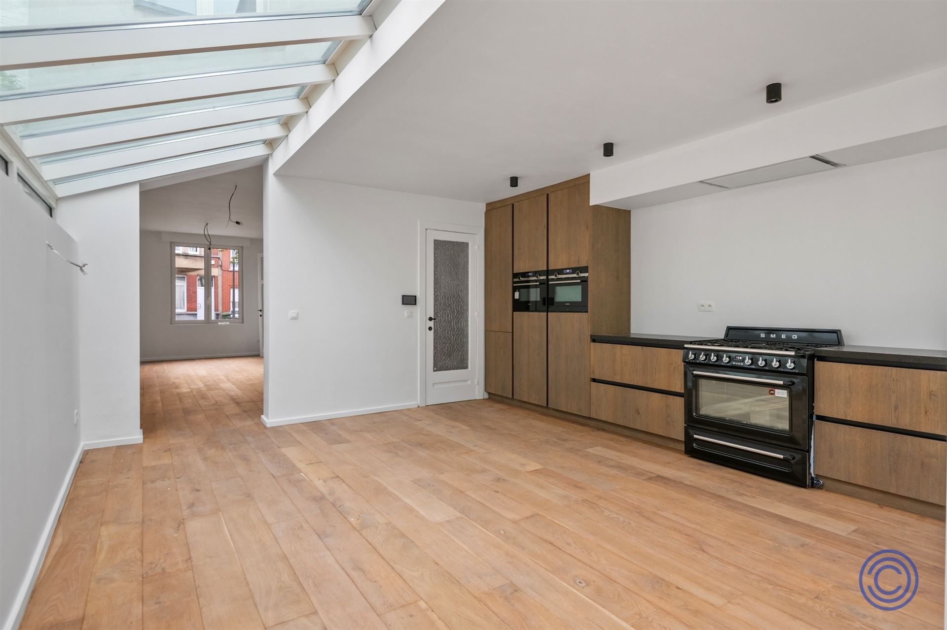 Fantastisch gerenoveerde 4-slpk woning met stadstuin! foto 6