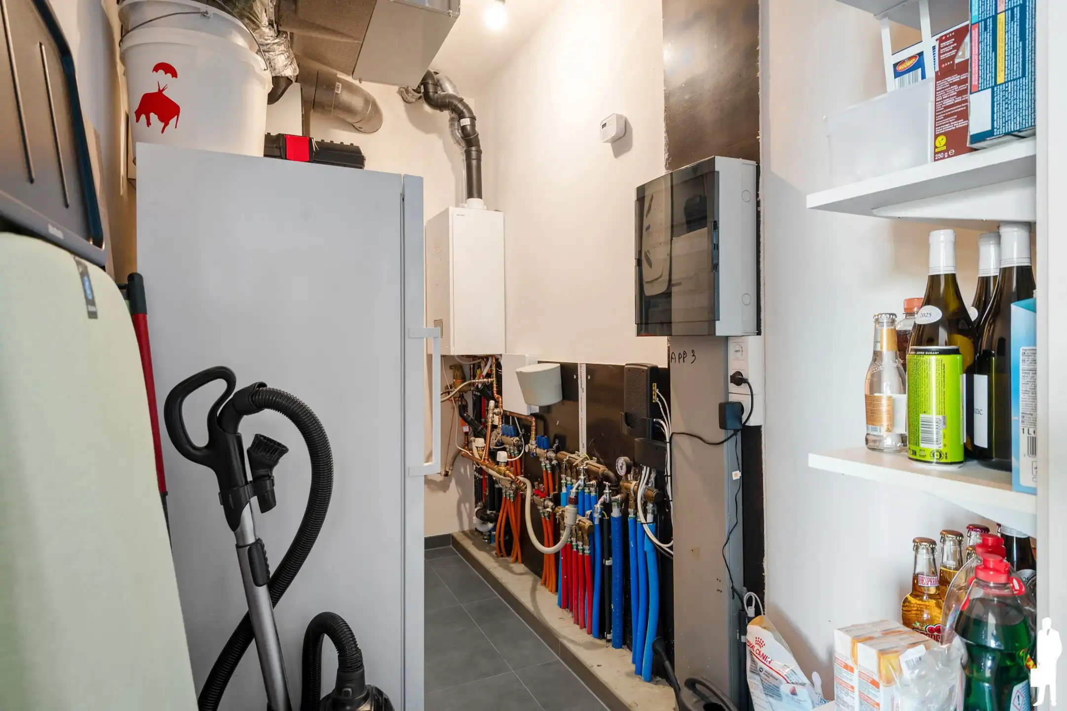 Welgelegen energiezuinig appartement + staanplaats in Bornem foto 12