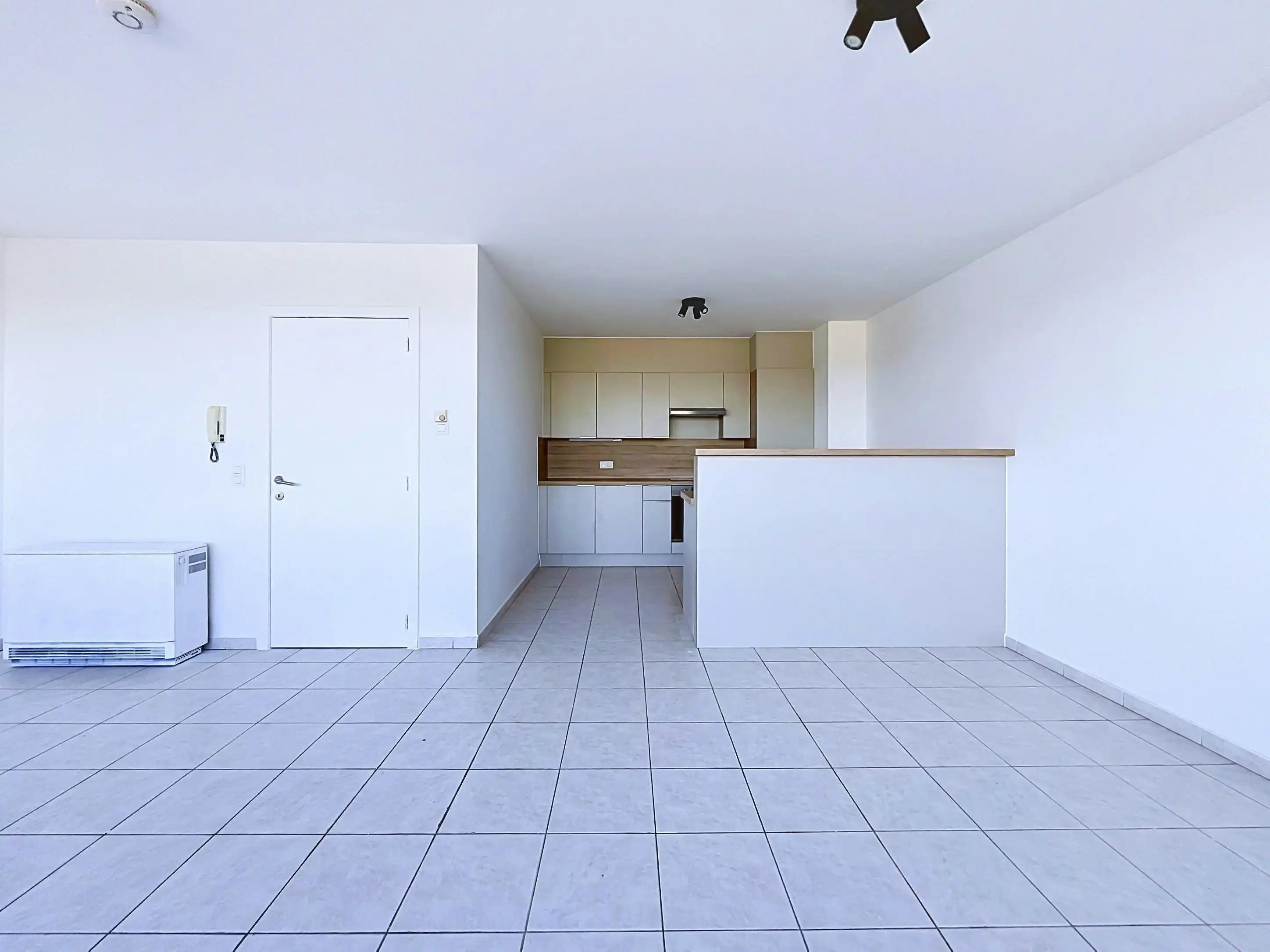 Appartement met 2 slaapkamers aan het station van Eeklo foto 7