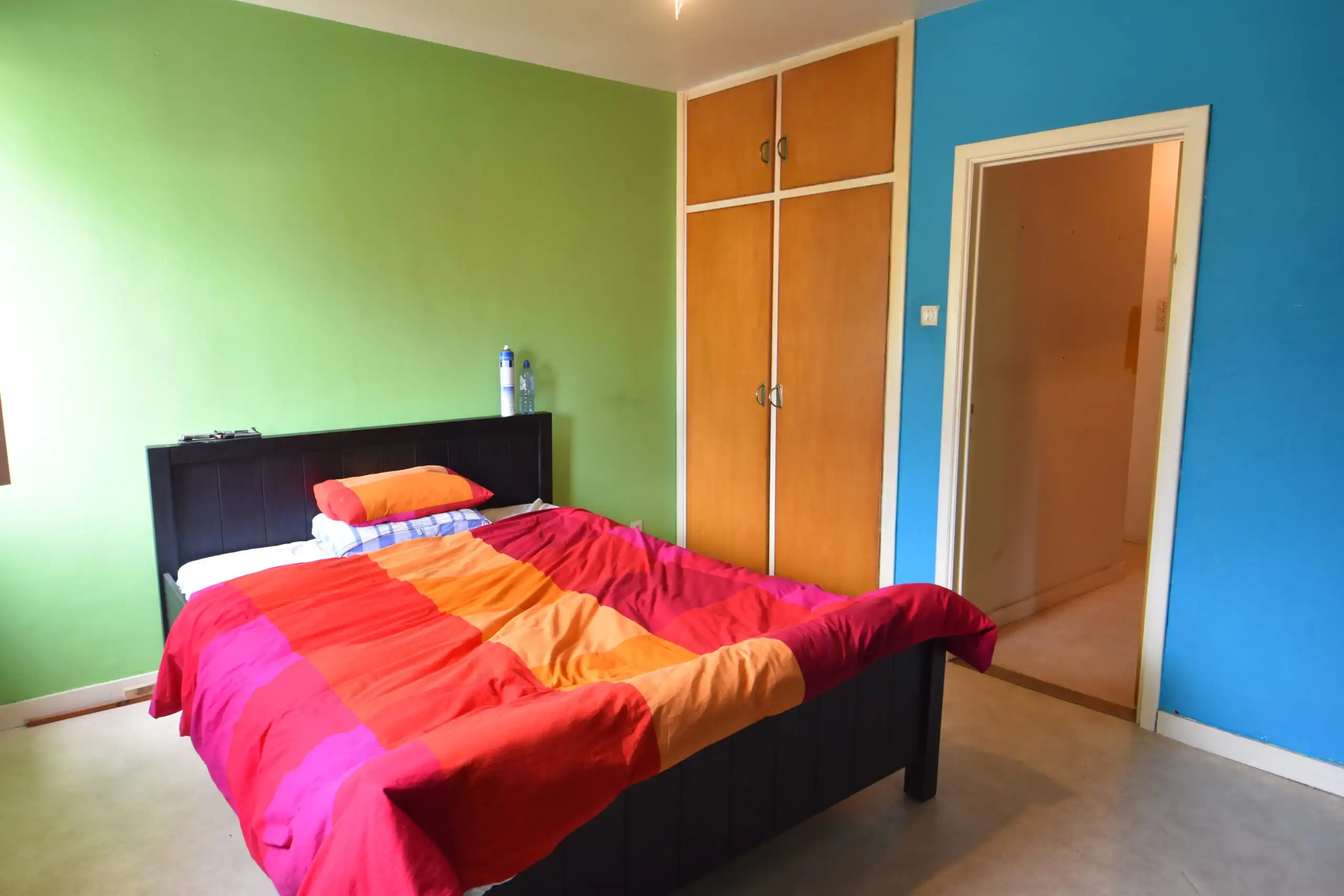 Centraal gelegen woning met tuin, garage en veel potentieel foto 13