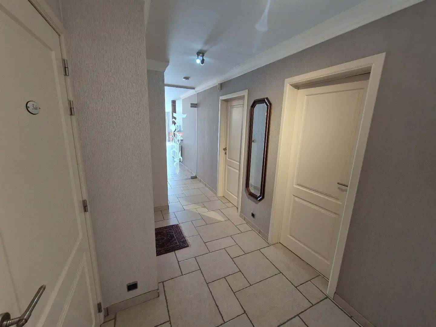 Ruim gelijkvloers appartement met tuin in Hasselt foto 6