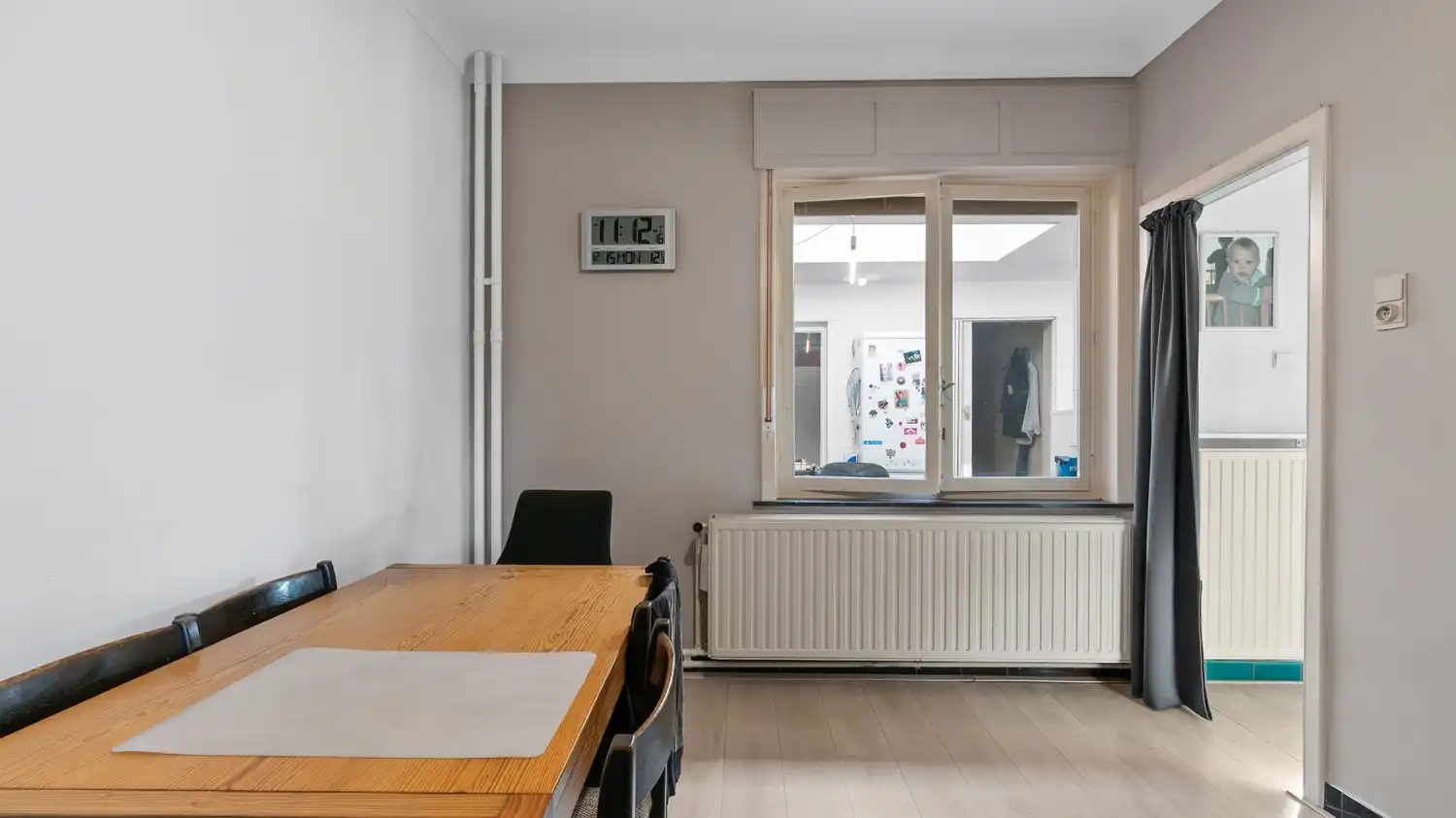 Te renoveren halfopen bebouwing met 2 slaapkamers. foto 12