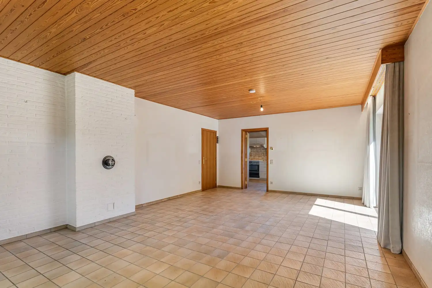 Vrijstaande woning met 4 slaapkamers en een garage op een perceel van 10a 29ca omgeven door groen en op het einde van een doodlopende straat te Oud-Heverlee! foto 6