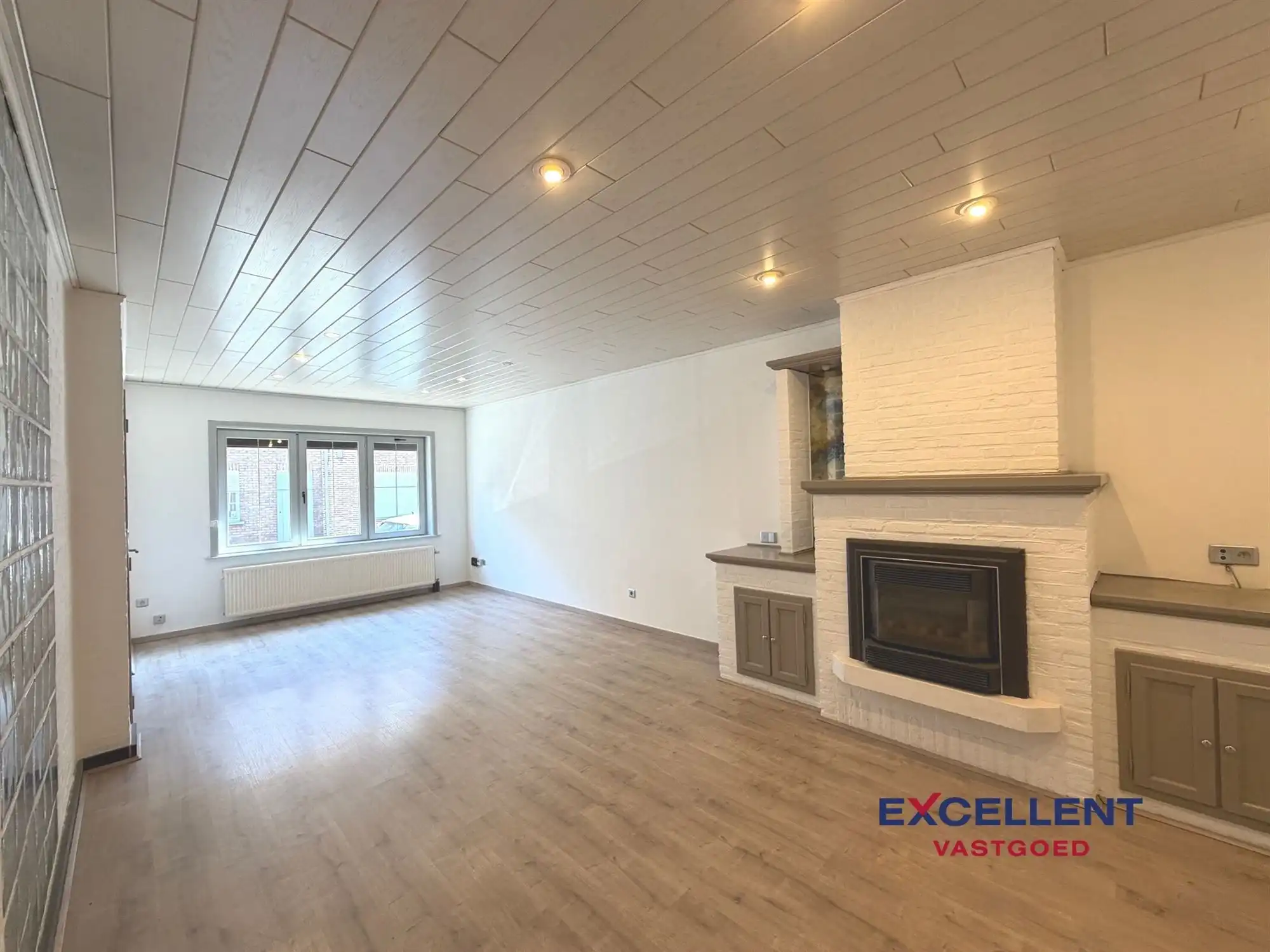 Instapklaar huis met 3 slpk en tuin te huur Aalst foto 3