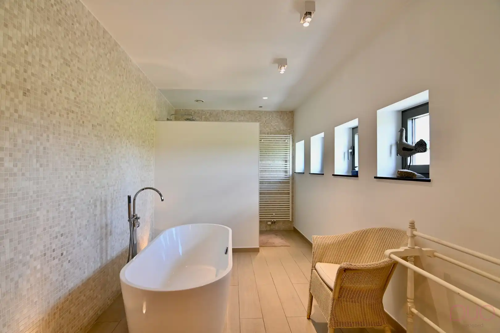 Handelspand op commerciële locatie met  luxueuze penthouse tussen de boomgaarden foto 27