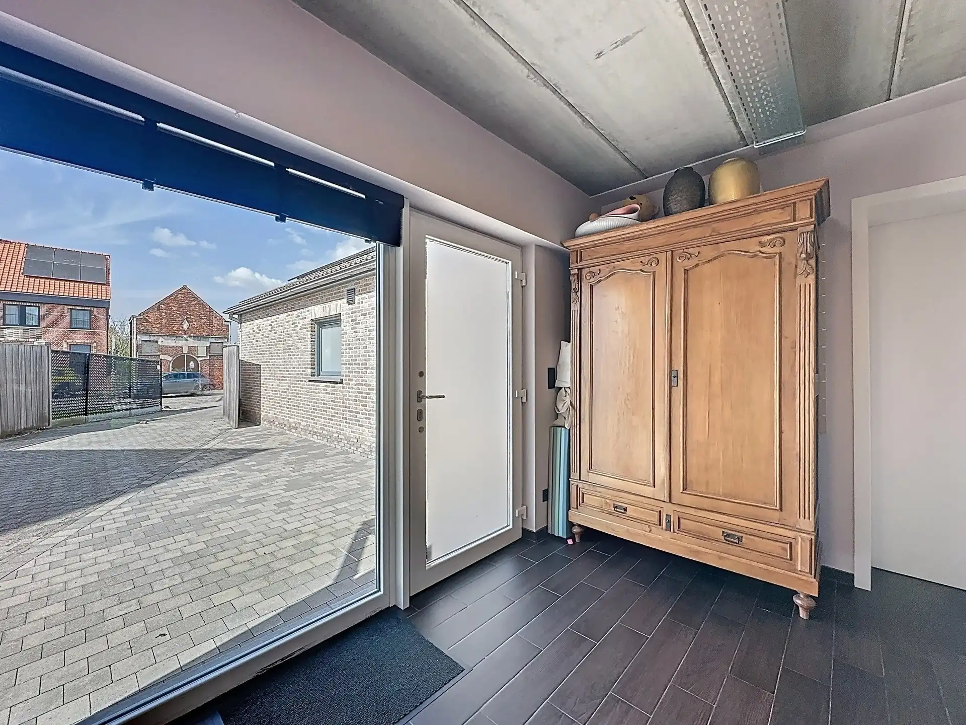 Ruime, luxueuze open bebouwing met 4 slaapkamers, 2 badkamers en garage op een perceel van 741m².  foto 21