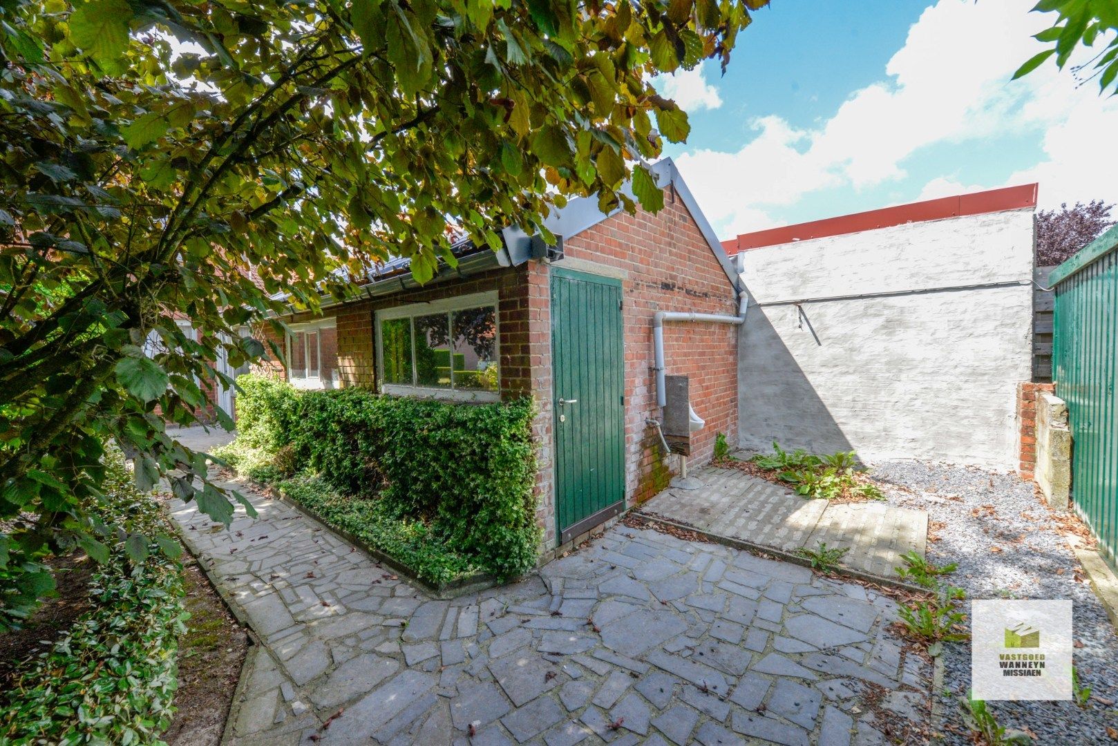 Te renoveren halfopen woning op 778 m2 met 4 slaapkamers (1 gelijkvloers) foto 26