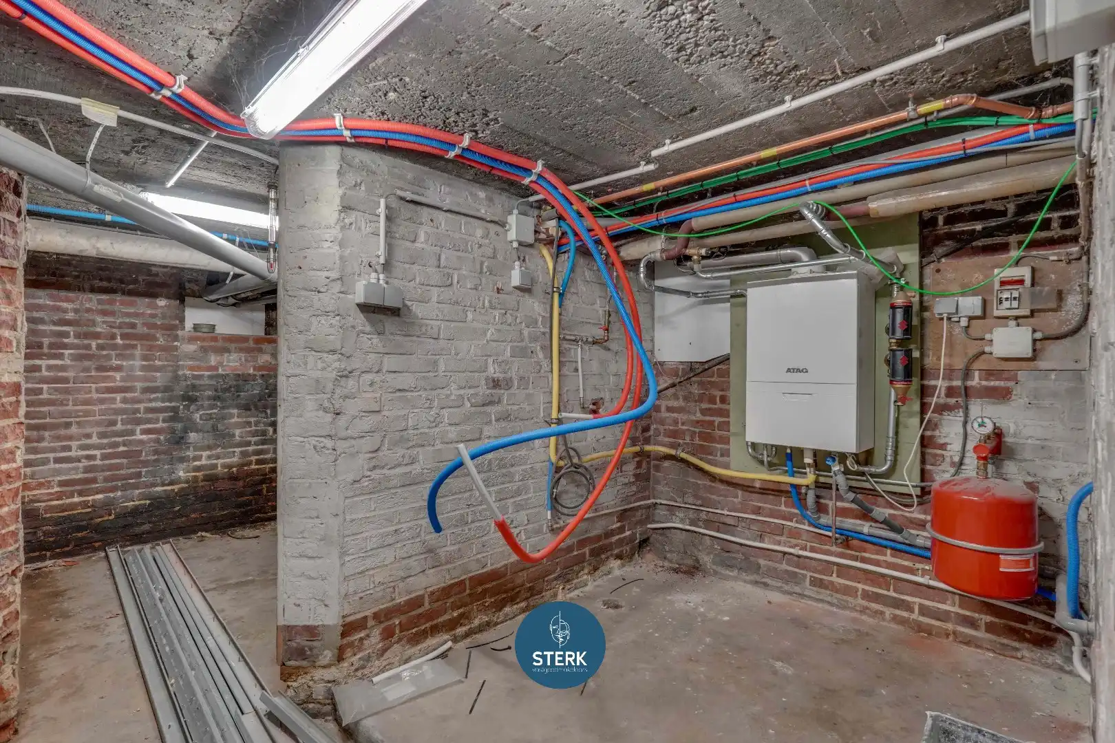 PAND MET 2 APPARTEMENTEN EN HANDELSRUIMTE TE BRIEGDEN-LANAKEN !  foto 37