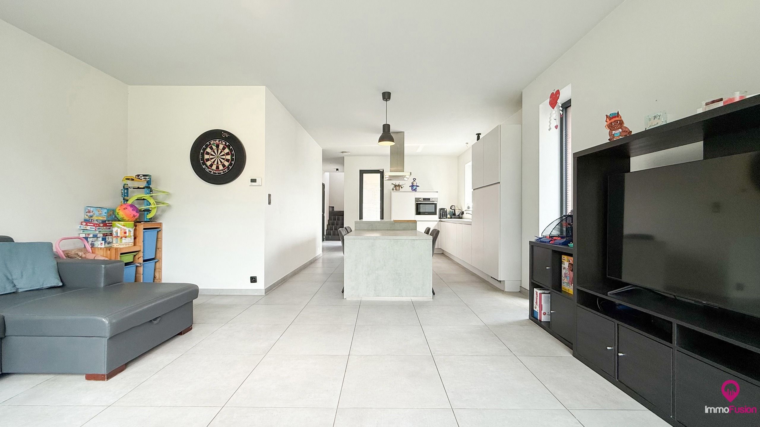 Moderne instapklare woning met 3 slaapkamers en tuin! foto 9