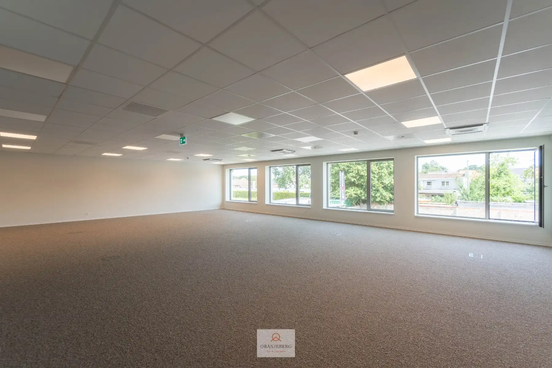 Polyvalente kantoorruimte van 193 m² foto 7