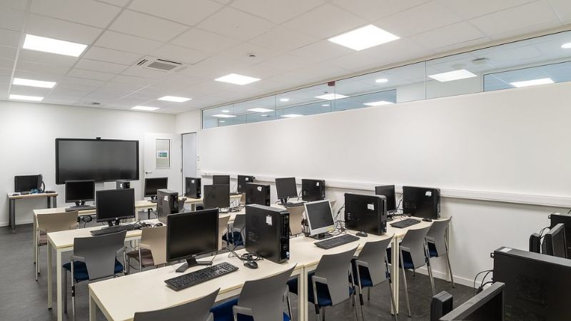 Bâtiment logistique à louer foto 3