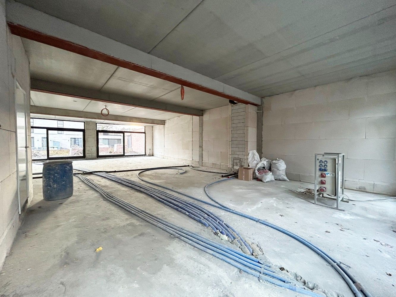 Casco handelsgelijkvloers met privatieve zuidgeoriënteerd tuin foto 3