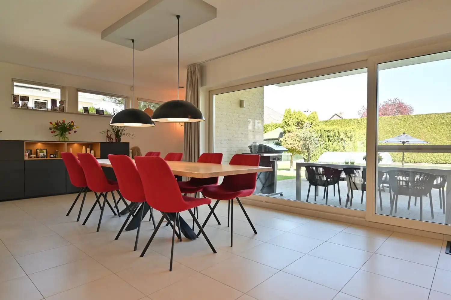 Exclusieve villa met zwembad op absolute toplocatie in het charmante Neerharen (Lanaken) foto 7