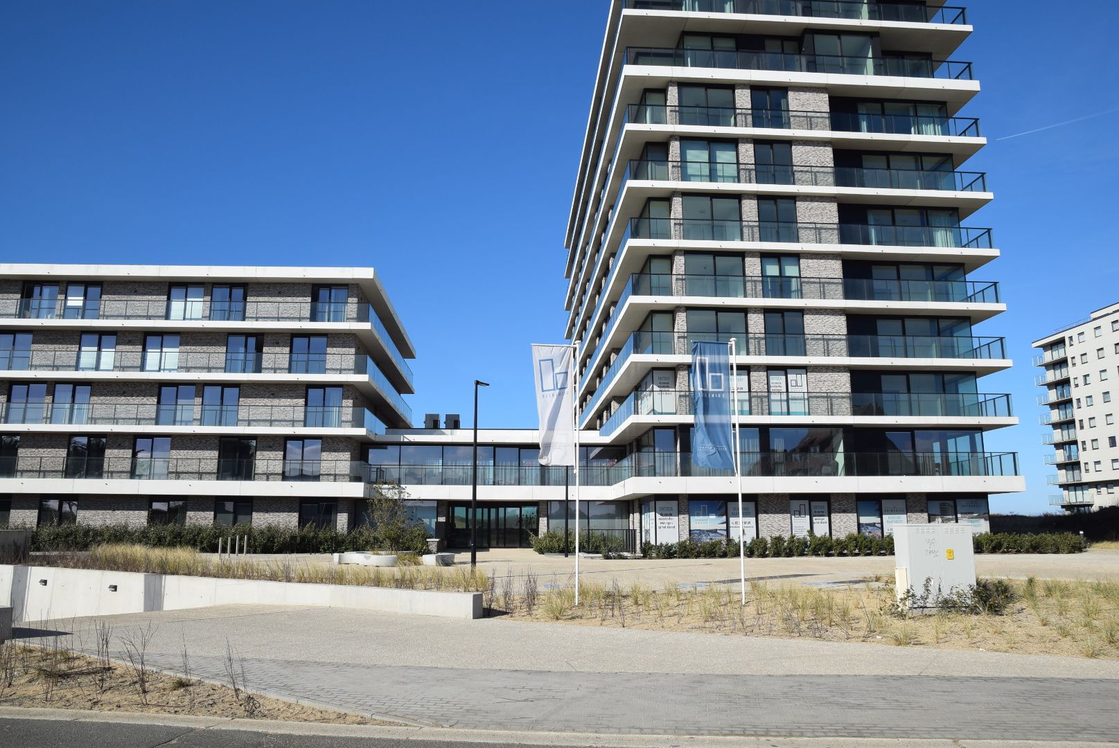 MODERNE STIJLVOLLE ASSISTENTIEFLAT MET EEN PRACHTIG ZICHT OP ZEE EN DE DUINEN TE KOOP! foto 28