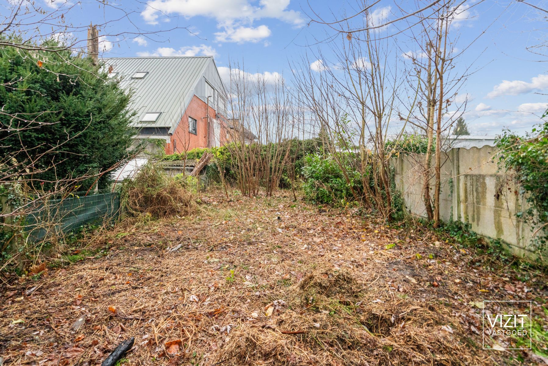 Handelsgelijkvloers met casco duplex woonruimte – centrum Erembodegem foto 13