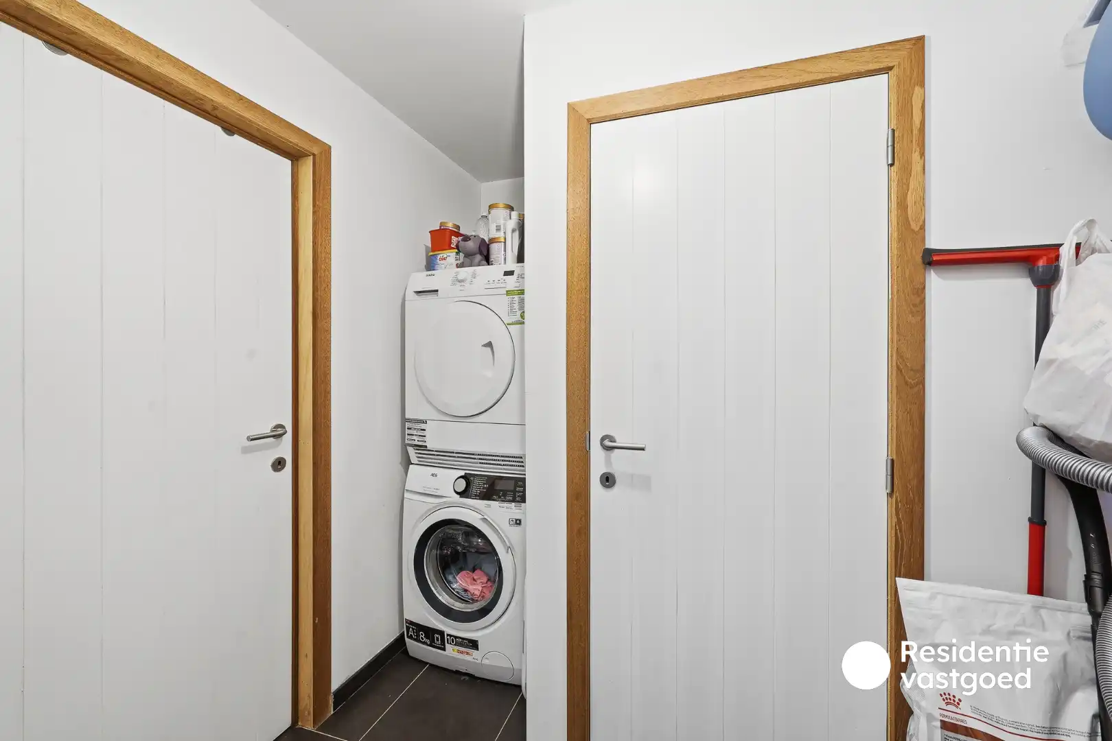 Karaktervolle en instapklare gezinswoning met vier slaapkamers foto 13