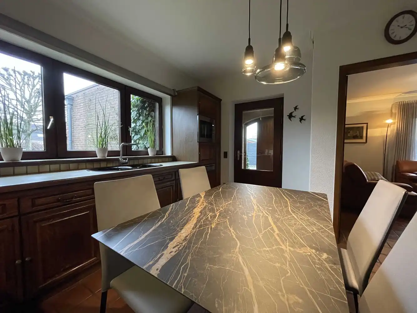 Rustig gelegen gezinswoning in het gezellige Godsheide foto 8