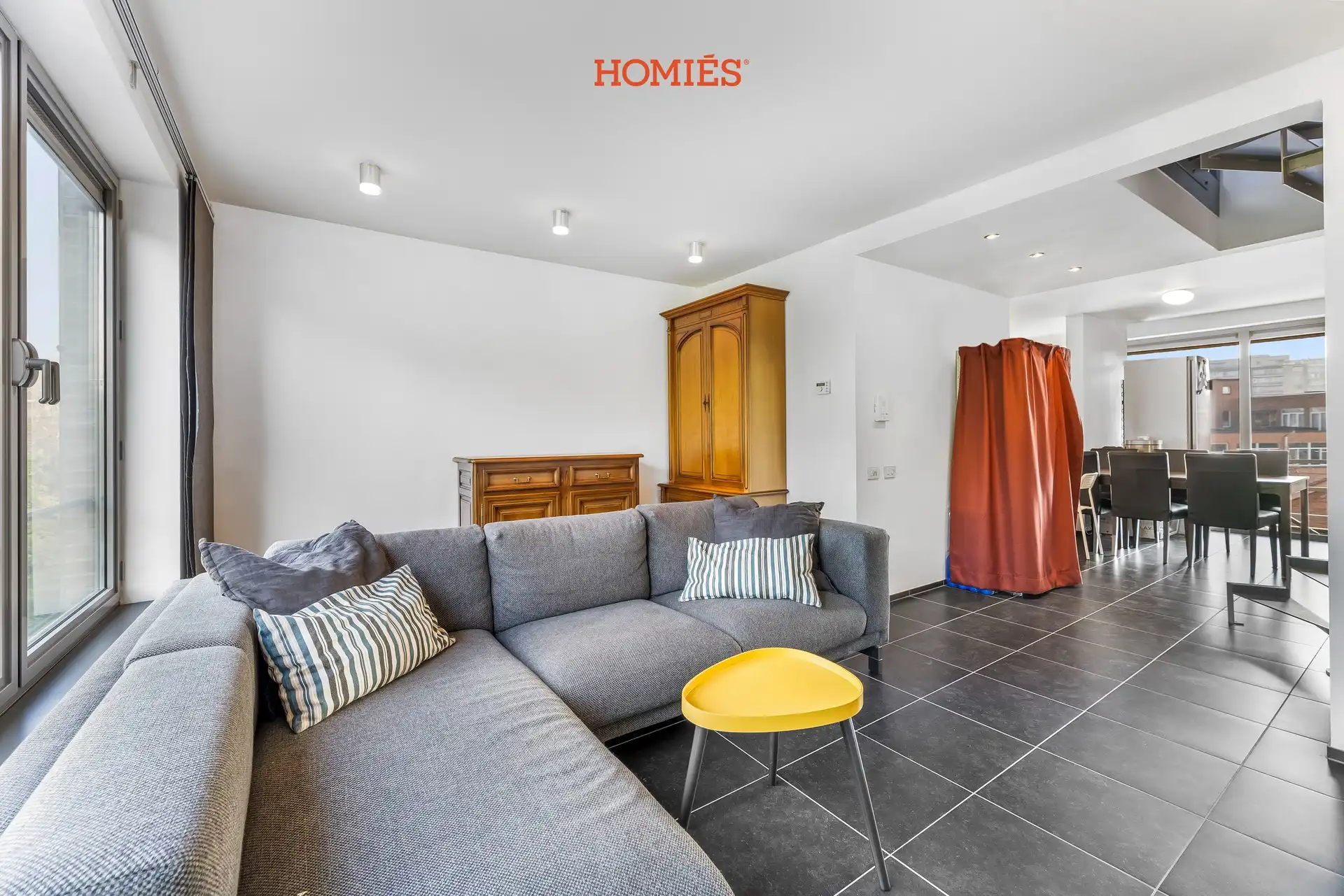 Opbrengsteigendom: Ruim kantoor + duplexappartement foto 21