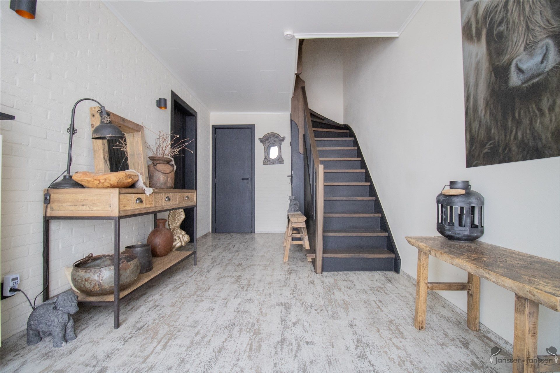 Gerenoveeerde bel-étagewoning met 3 slaapkamers op toplocatie foto 8