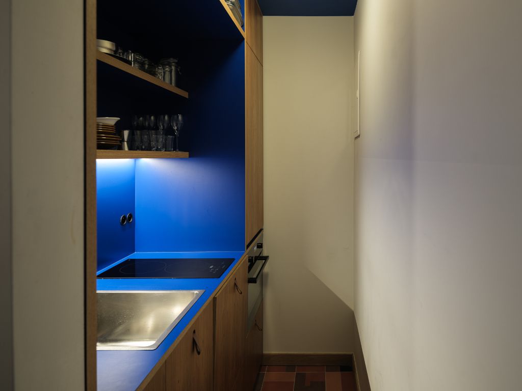 Oostende – Exclusieve, architecturale studio met frontaal zeezicht. foto 5