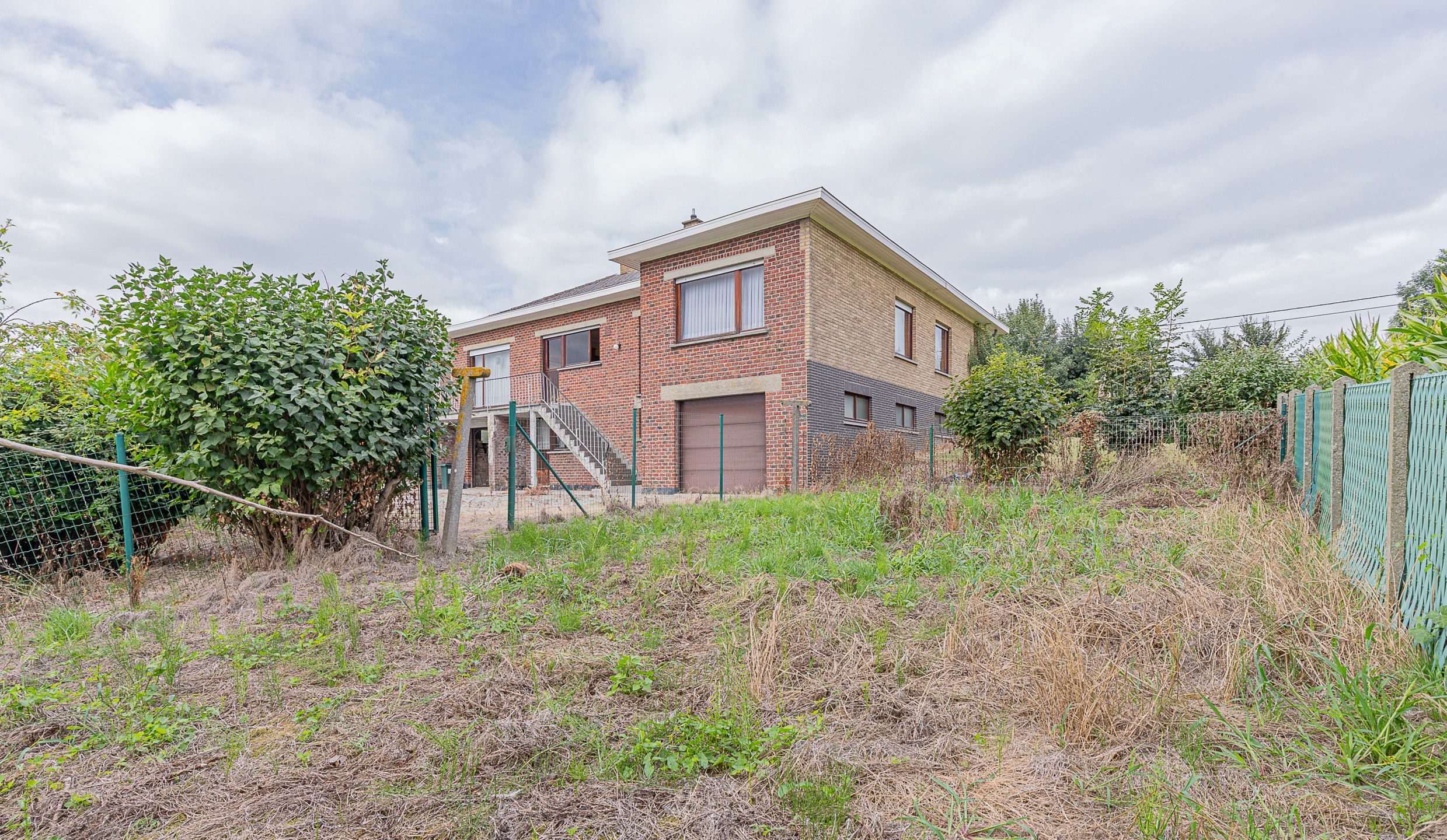 LIERDE - Stevige en verzorgde 4-gevelwoning met open zicht  foto 24