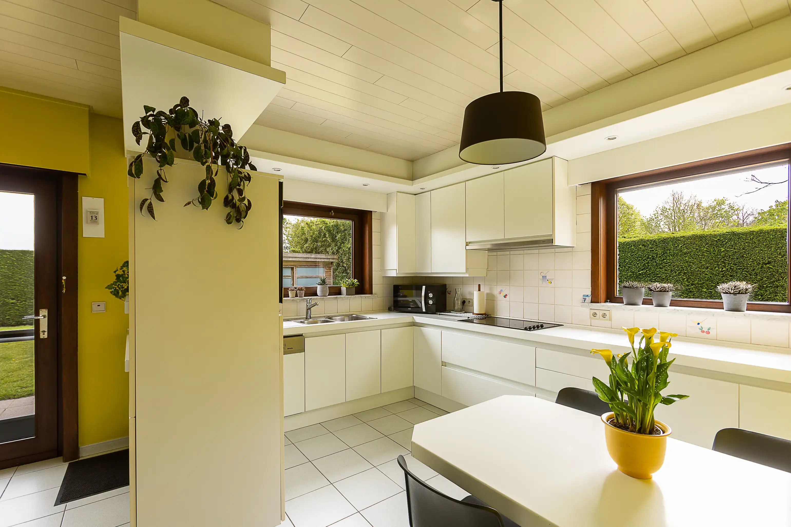 Ruime, instapklare gezinswoning (4 slpk + bureau) in Aalter foto 10