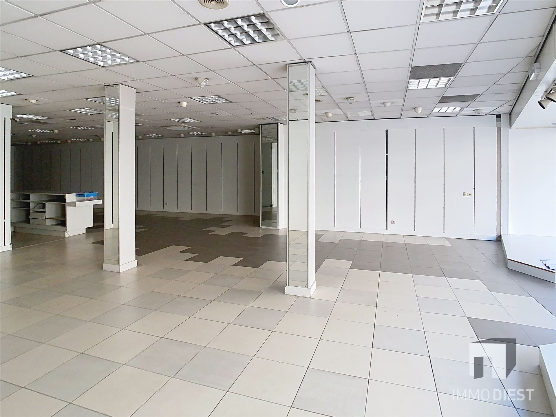 Handelspand met woonst – werken én wonen onder één dak voor slechts € 295.000 foto 4