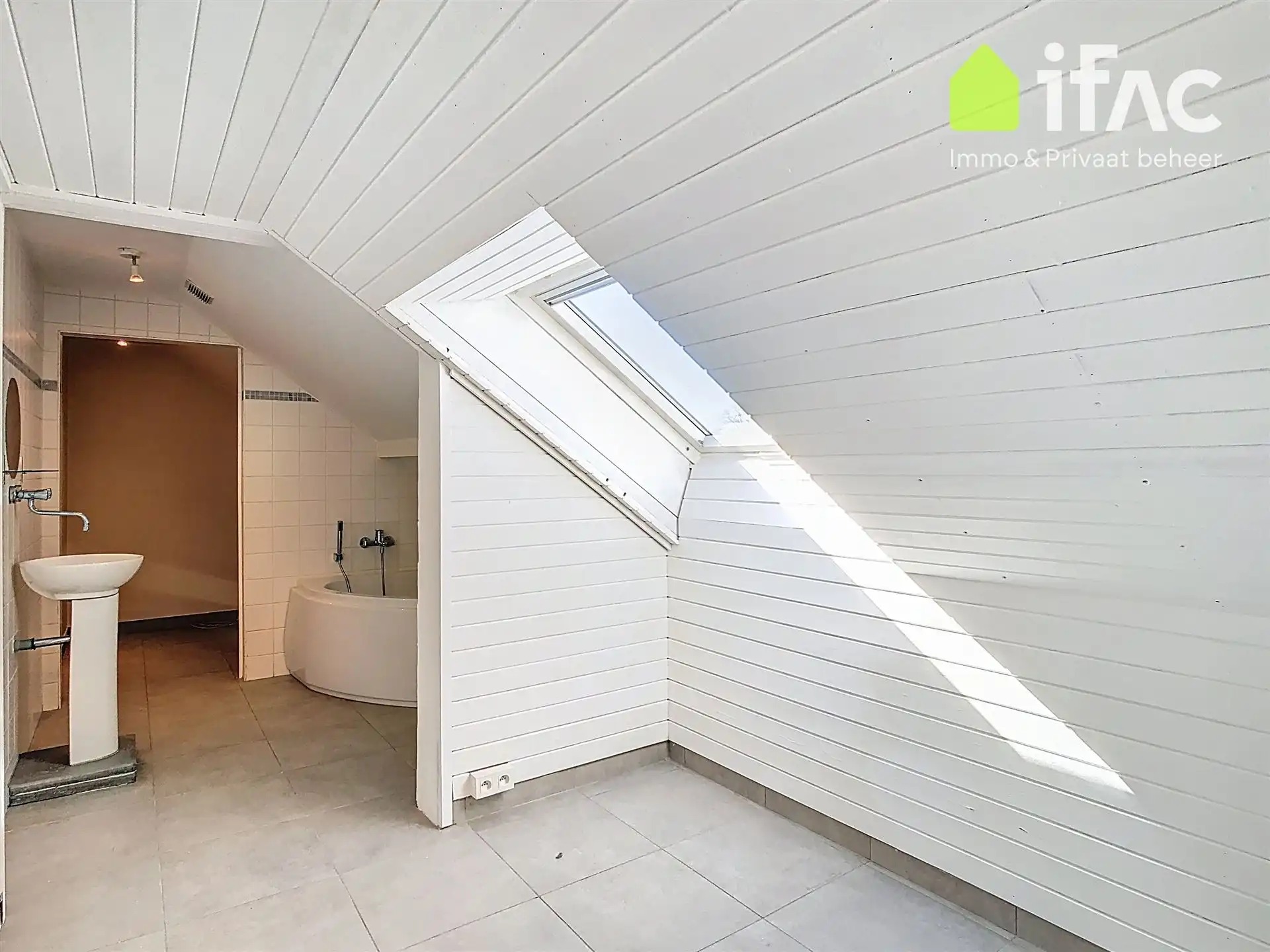 Triplex: 2 badk., 2 terrassen, parking foto 25