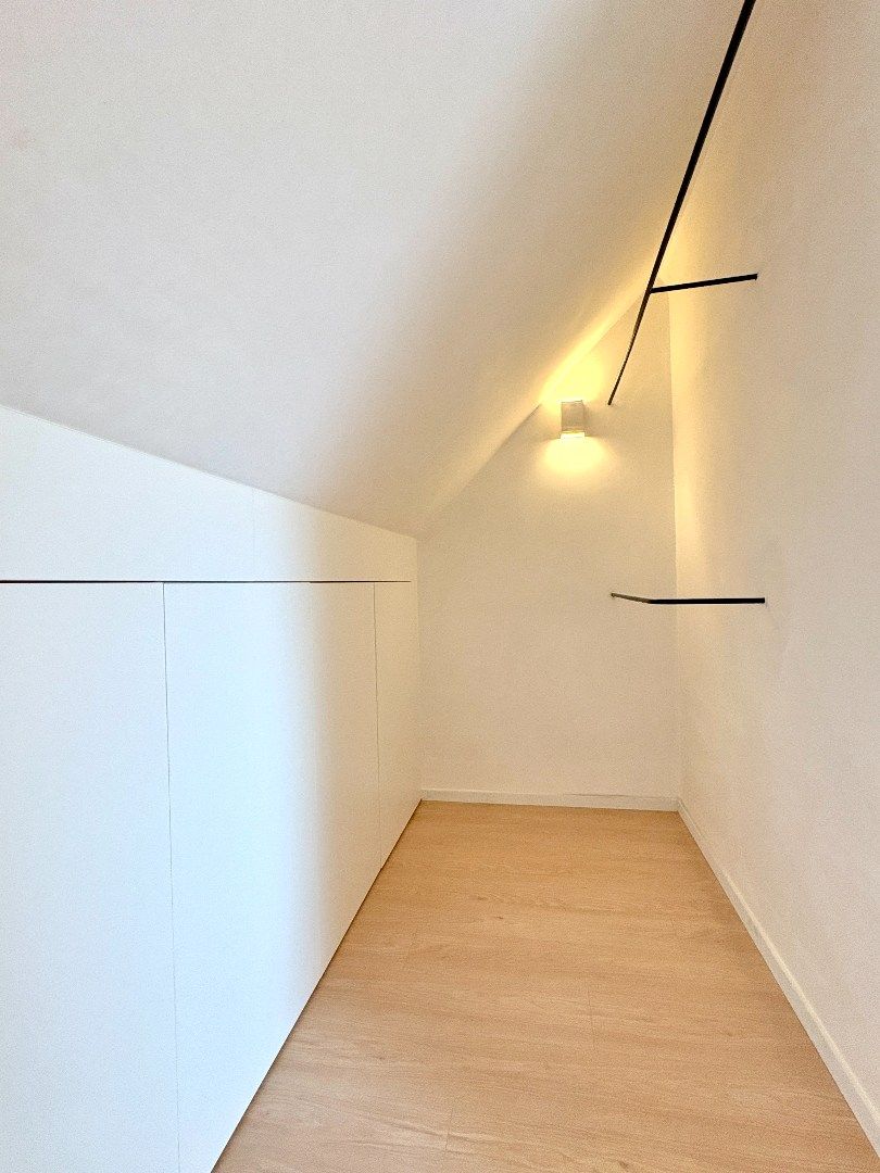 Hoogwaardige totaal renovatie te Kuurne. foto 22